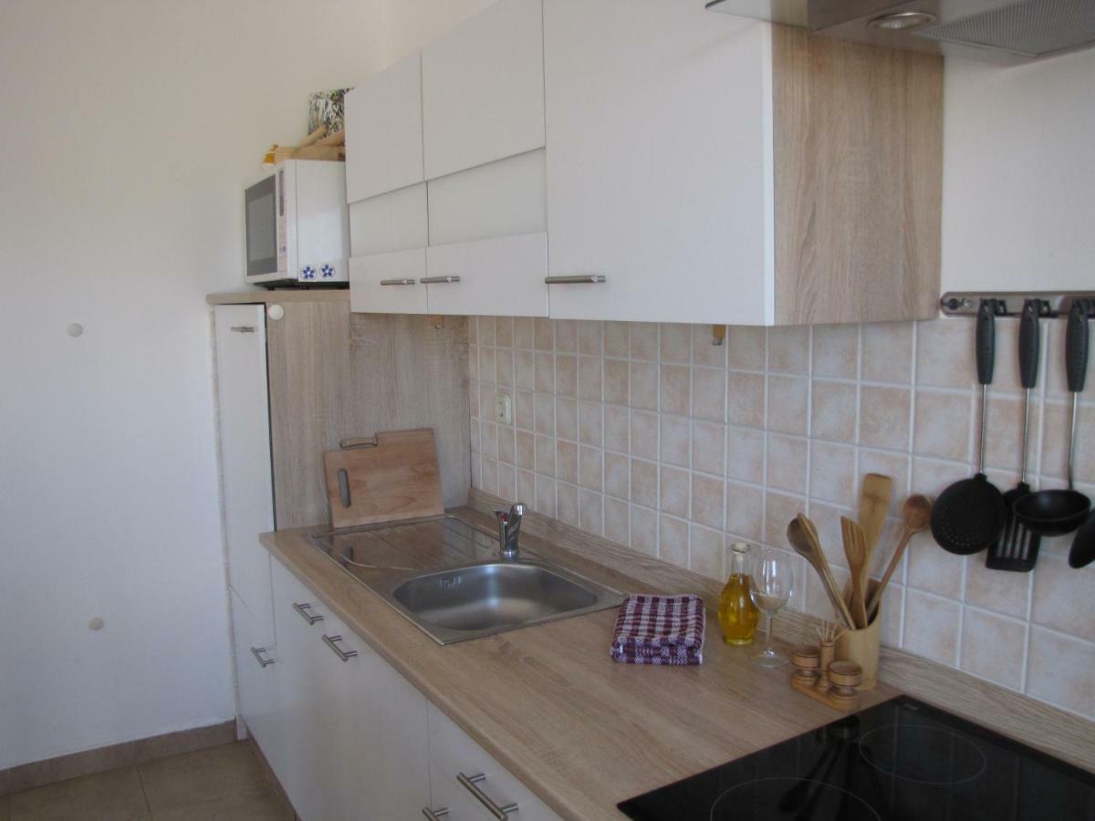 Terra Rossa Apartment